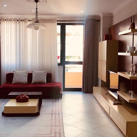 Laureta Central Apartment Tirana Exterior photo