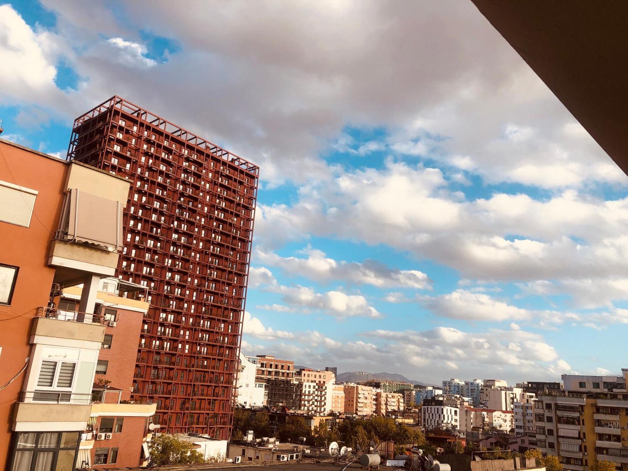 Laureta Central Apartment Tirana Exterior photo
